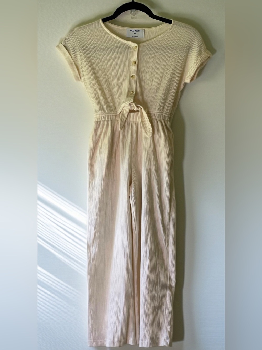 Old Navy Cream Short-Sleeve Button-Front Tie-Waist Jumpsuit size 8